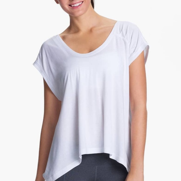 Karma Athletics 'Ceilo' Yoga Cover-up - Picture 3 of 5